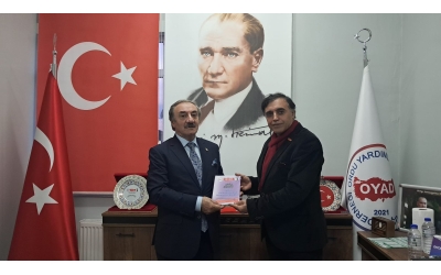 DEVA PARTİSİ HALKLA İLİŞKİLER YÖNETİCİSİ SN. E.Alb. Kenan GÖKSU Derneğimizi ziyaret ederek üyeliğini gerçekleştirmiştir.